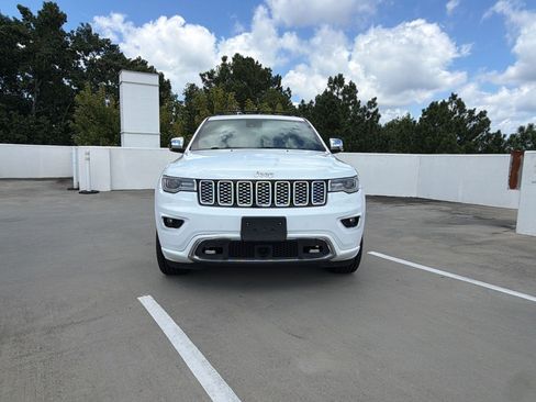 Used 2019 Jeep Grand Cherokee Overland AWD/4WD image 6