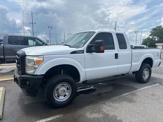Used 2015 Ford F250 XL w/ Power Equipment Group AWD/4WD video 1