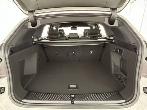 Used 2025 BMW X3 xDrive30i w/ Premium Package image 35