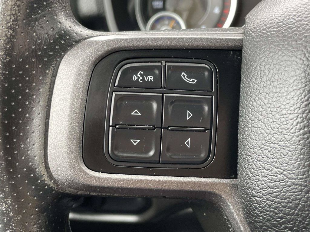 Used 2022 RAM 2500 Tradesman w/ Chrome Appearance Group AWD/4WD image 19
