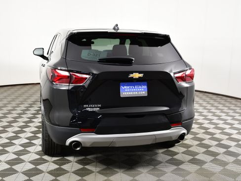 Used 2021 Chevrolet Blazer LT FWD image 7