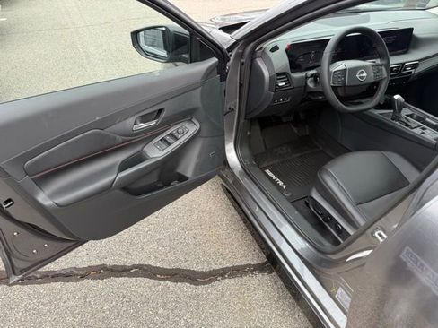 New 2026 Nissan Sentra SR w/ SR Premium Package FWD image 17