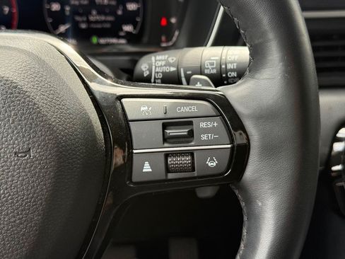 Used 2024 Honda Pilot Elite image 39