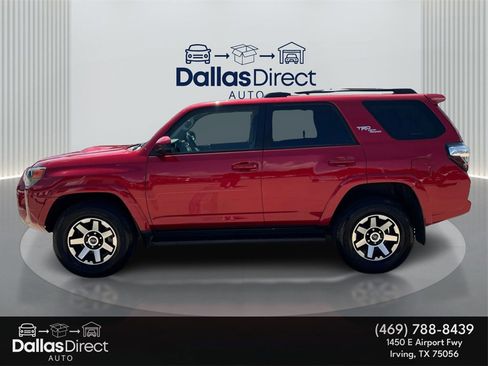 Used 2024 Toyota 4Runner TRD Off-Road image 9