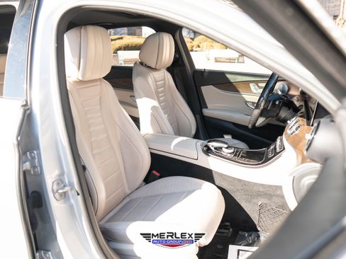 Used 2017 Mercedes-Benz E 300 image 17