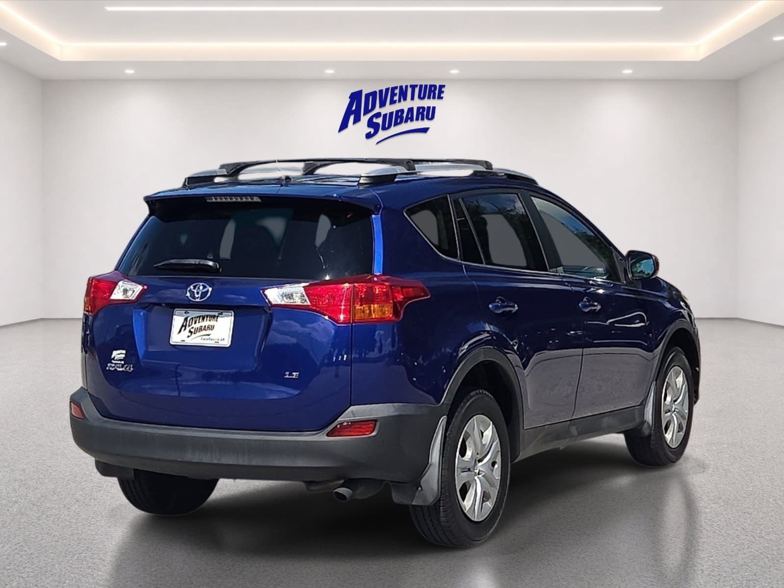 Used 2015 Toyota RAV4 LE FWD image 6