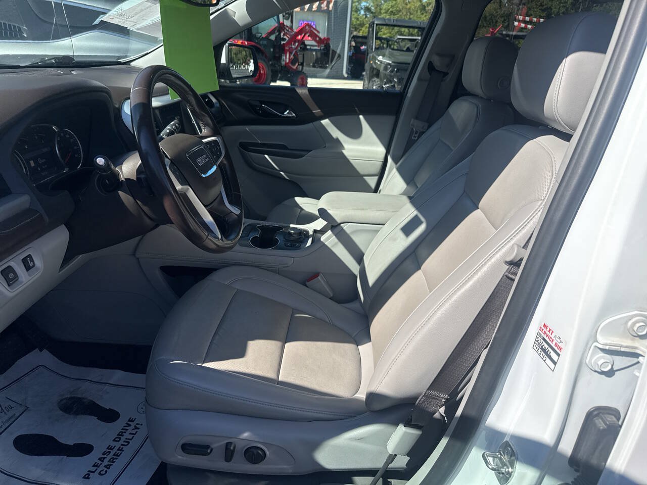 Used 2021 GMC Acadia SLT FWD image 12
