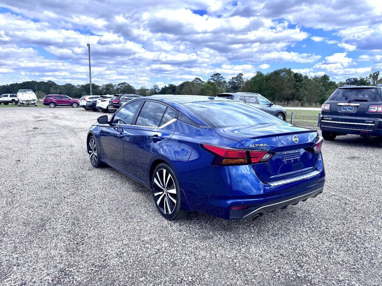 Used 2020 Nissan Altima 2.5 SR FWD image 9