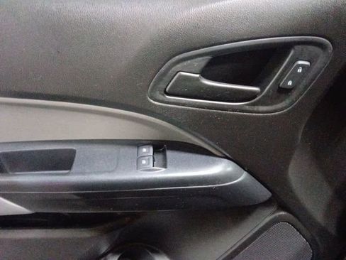 Used 2019 Chevrolet Colorado W/T image 10