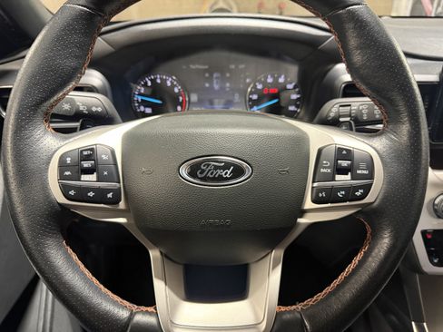 Used 2023 Ford Explorer Timberline w/ Timberline Technology Package AWD/4WD image 15