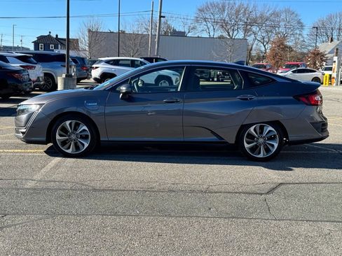 Used 2018 Honda Clarity Base image 2
