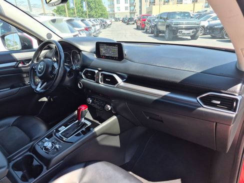 Used 2018 MAZDA CX-5 Touring w/ Preferred Equipment Package FWD image 32