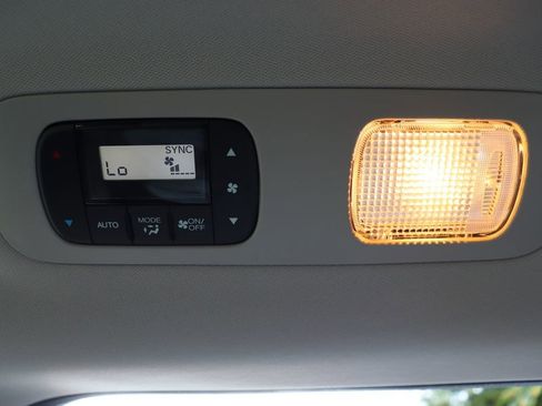 Used 2026 Honda Odyssey EX-L image 16