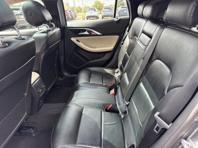 Used 2019 INFINITI QX30 FWD image 6
