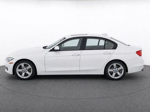 Used 2014 BMW 320i xDrive Sedan AWD/4WD image 8