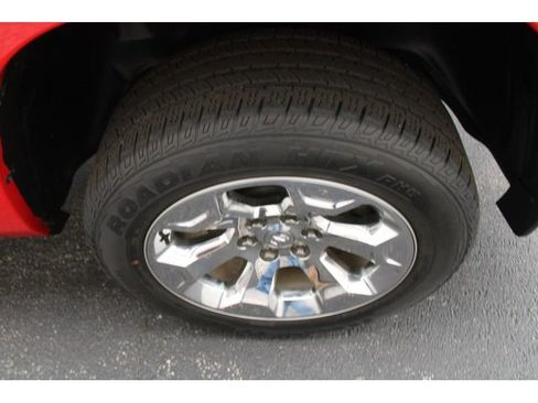 Used 2022 RAM 1500 Big Horn image 9