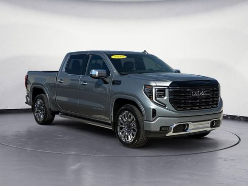 Used 2025 GMC Sierra 1500 Denali Ultimate AWD/4WD image 7