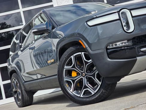 Used 2022 Rivian R1S Launch Edition AWD/4WD image 11