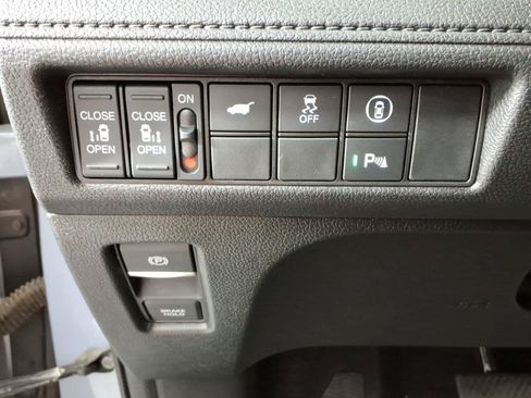 Used 2023 Honda Odyssey Elite image 21