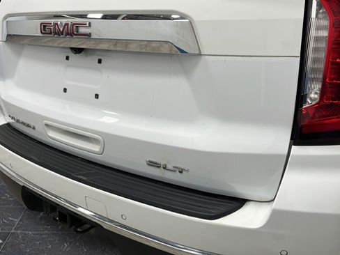 Used 2022 GMC Yukon XL SLT w/ SLT Luxury Package AWD/4WD image 40