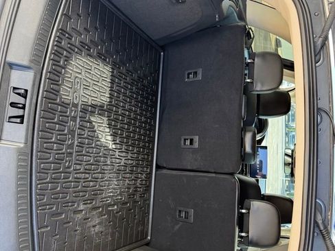 Used 2024 Lincoln Corsair AWD image 14