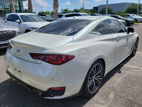 Used 2019 INFINITI Q60 3.0t Luxe w/ Essential Package RWD image 10