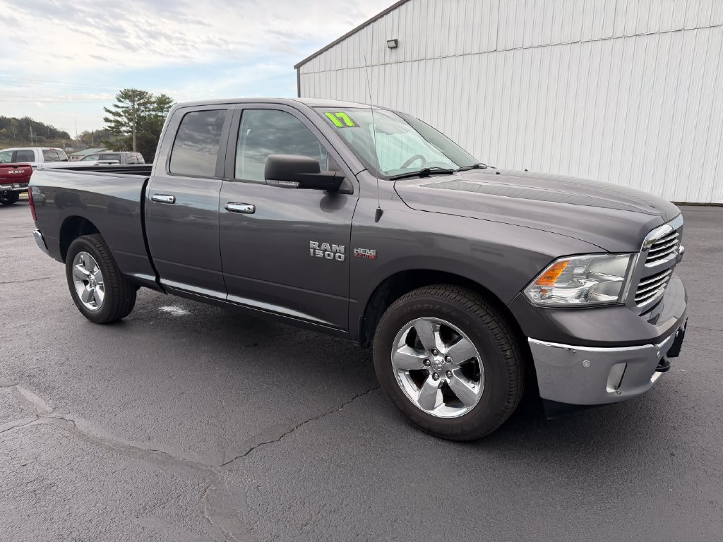 Used 2017 RAM 1500 Big Horn AWD/4WD image 3