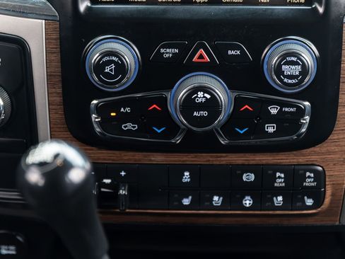 Used 2017 RAM 3500 Laramie image 39