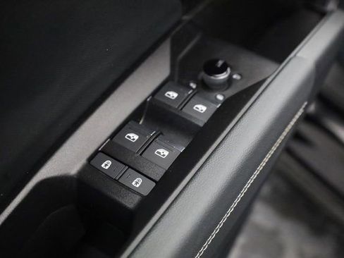 Used 2024 Audi Q4 e-tron Premium Plus w/ Premium Plus image 15