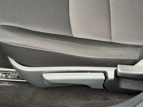 Used 2025 Nissan Sentra SV image 14