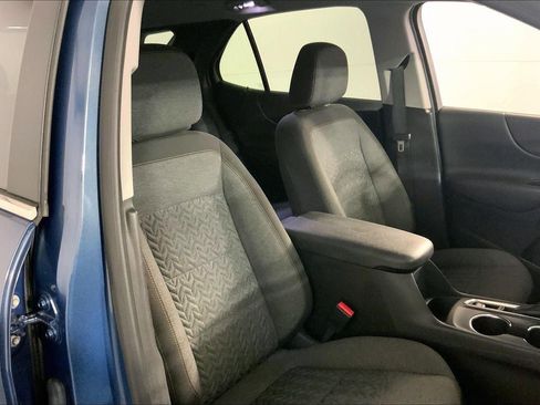 Used 2024 Chevrolet Equinox LT w/ LPO, Floor Liner Package image 7