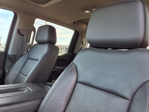 Used 2019 Chevrolet Silverado 1500 LTZ w/ LTZ Premium Package image 17