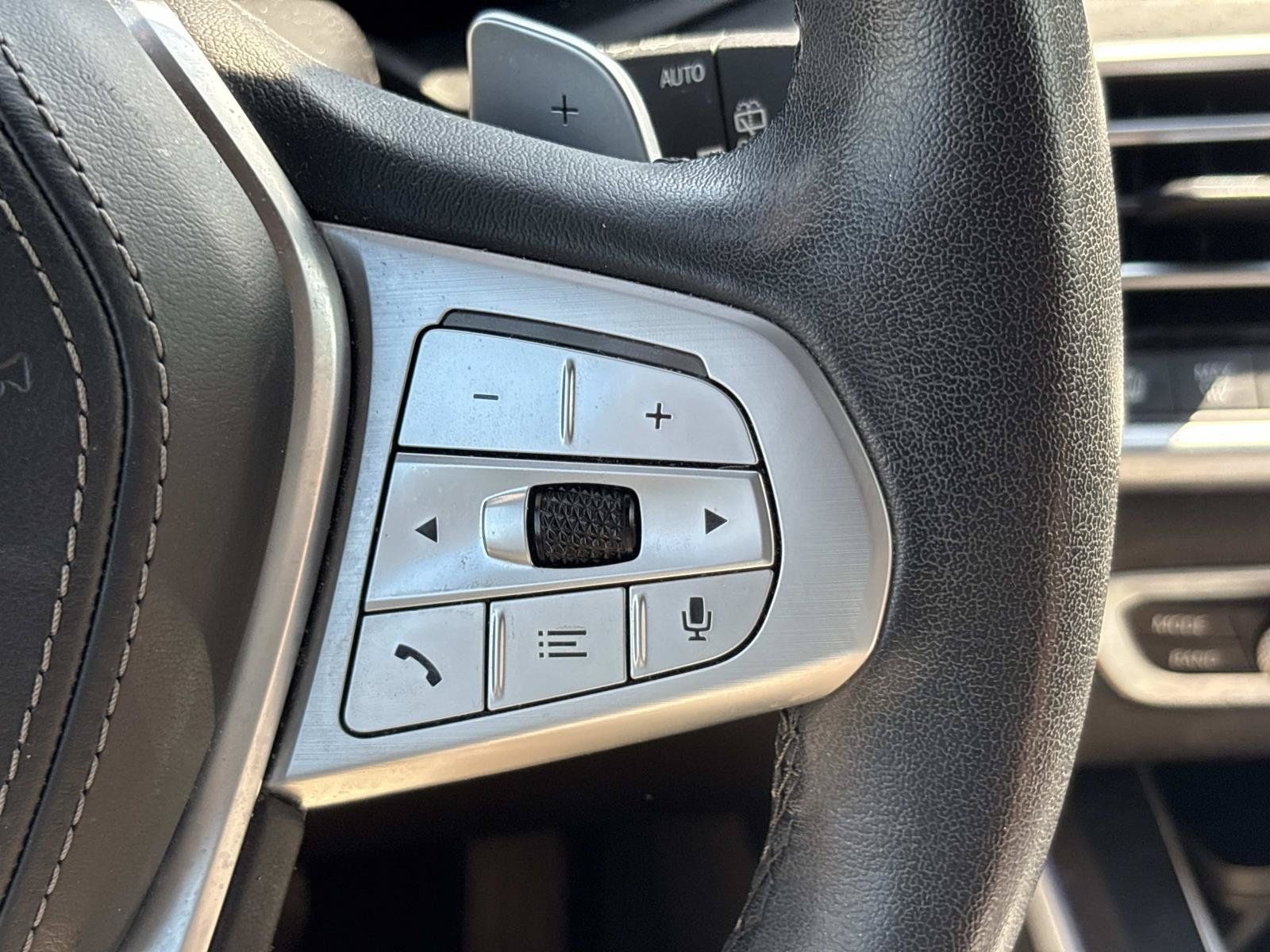 Used 2022 BMW X7 xDrive40i w/ Premium Package AWD/4WD image 20