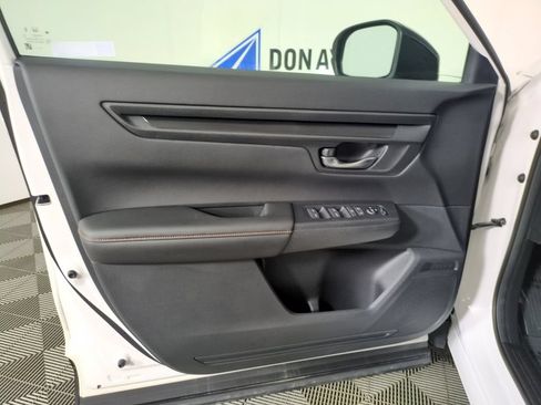 Used 2026 Honda CR-V Sport image 10