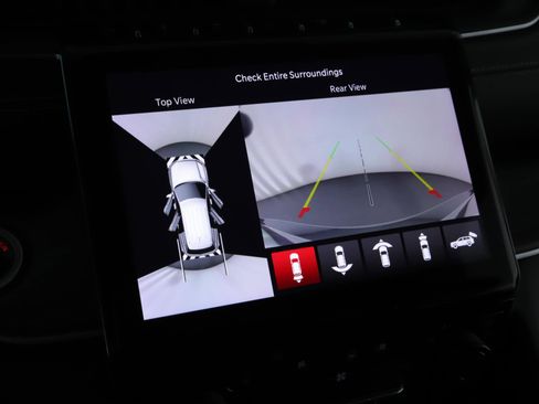 Used 2023 Jeep Grand Cherokee L Limited w/ Luxury Tech Group II image 15