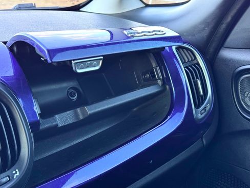 Used 2020 FIAT 500L Pop image 29