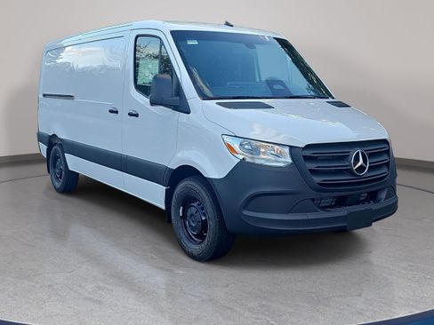 New 2026 Mercedes-Benz Sprinter 2500 image 3