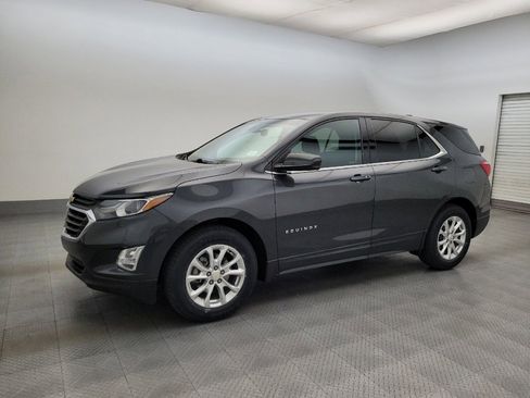 Used 2020 Chevrolet Equinox LT FWD image 2