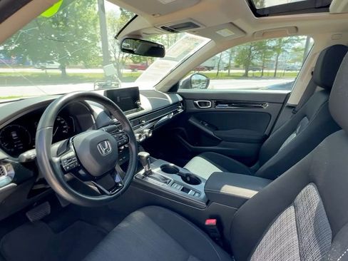 Used 2022 Honda Civic EX image 32