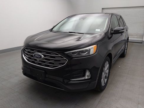 Used 2019 Ford Edge Titanium w/ Equipment Group 301A FWD image 14