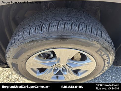 Used 2024 Toyota RAV4 XLE image 36