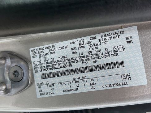 Used 2020 Ford Escape SE image 30