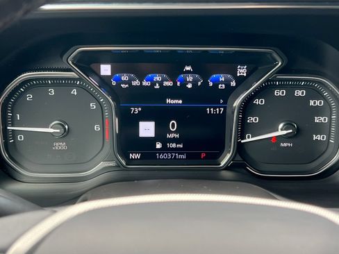 Used 2021 GMC Yukon XL Denali AWD/4WD image 25