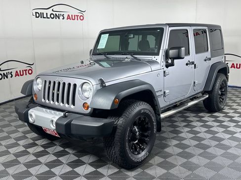 Used 2013 Jeep Wrangler Unlimited Sport AWD/4WD image 2