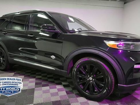 Used 2022 Ford Explorer King Ranch w/ Premium Technology Package AWD/4WD image 8