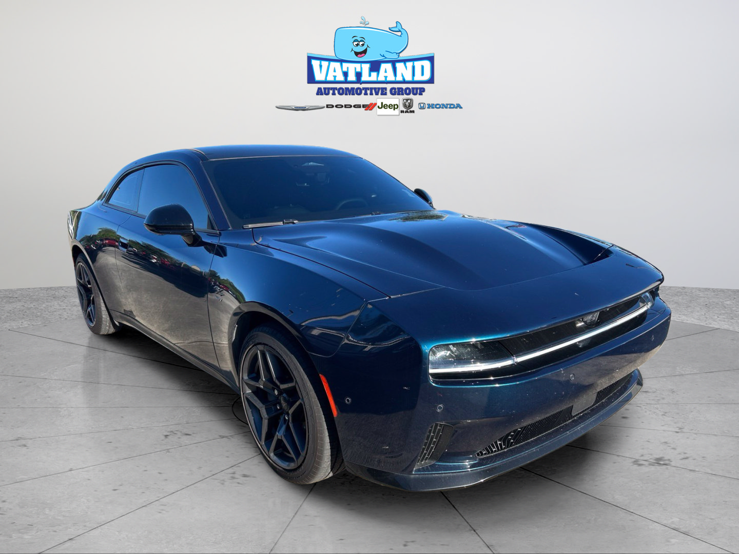 Used 2024 Dodge Charger Daytona R/T w/ Plus Group AWD/4WD image 7