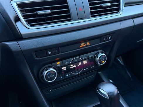 Used 2015 MAZDA MAZDA3 s Grand Touring image 32