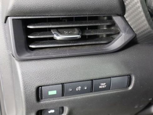 Used 2024 Nissan Sentra S image 22