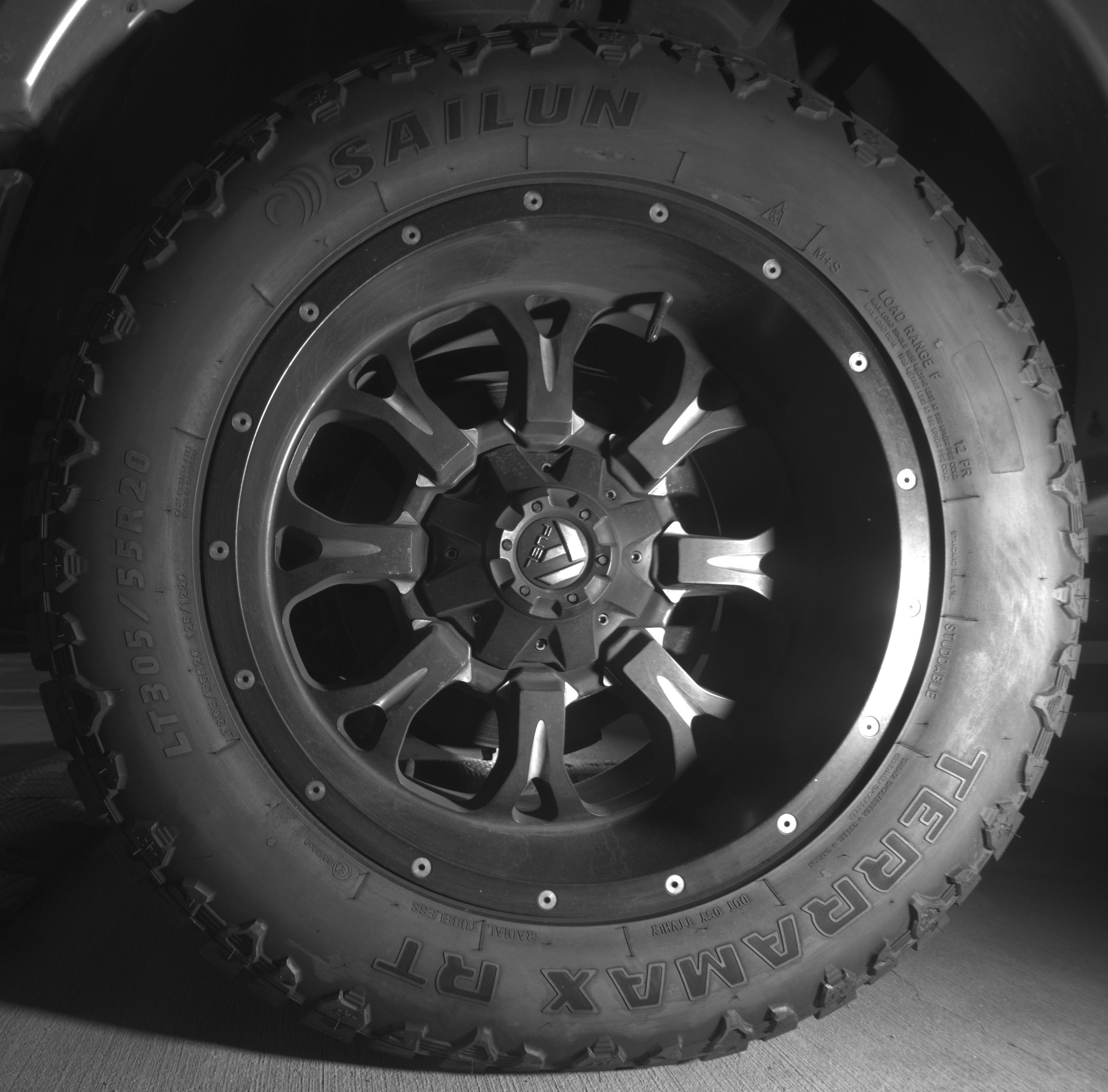 Used 2015 Ford F150 XLT w/ Equipment Group 302A Luxury AWD/4WD image 12