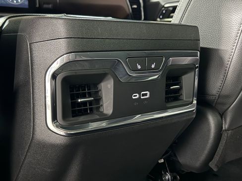 Used 2024 GMC Sierra 1500 Denali w/ Denali Reserve Package image 42